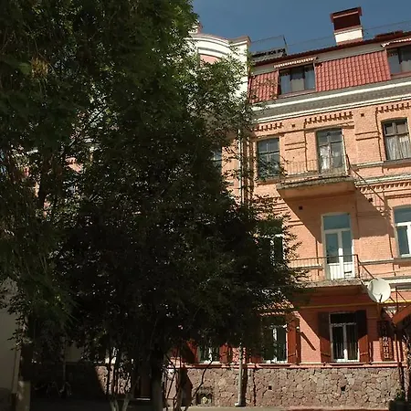 Home Hotel Apartments On Mykhailivska Square - Kiev Exterior photo