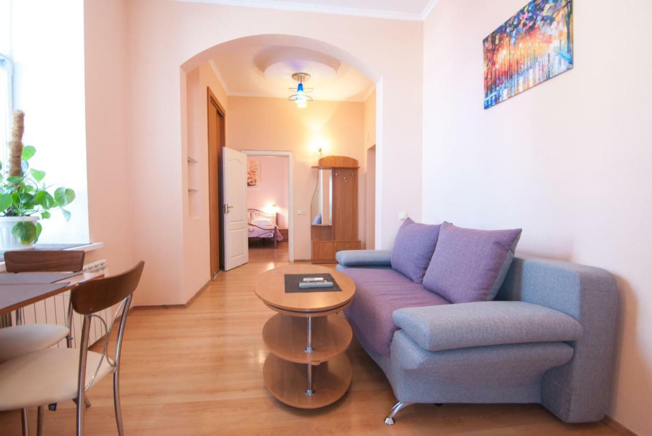 On Mykhailivska Square - Apartment Kyiv
